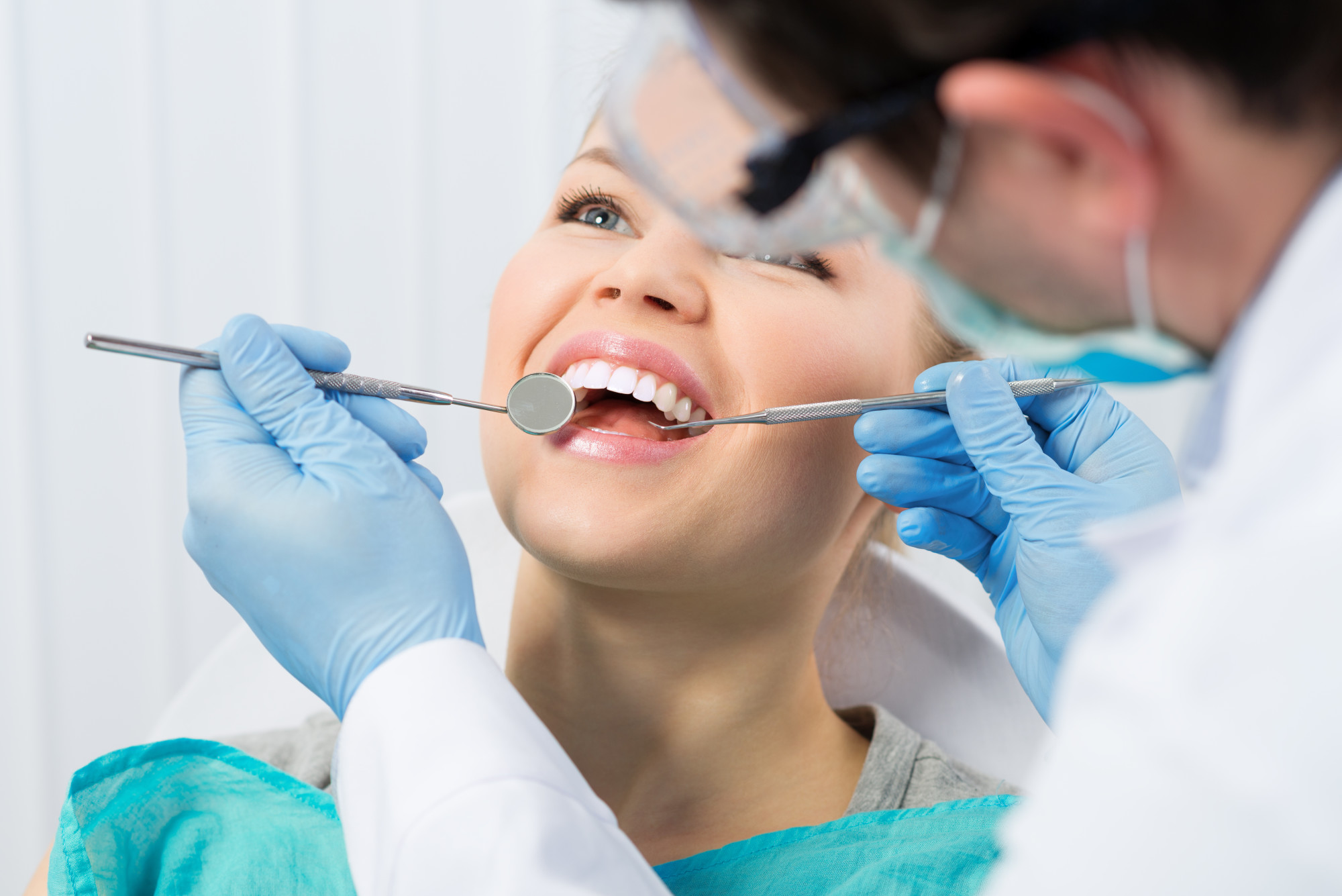 Visit A Good Dentist At Regular Intervals | Tower House Dental Clinic